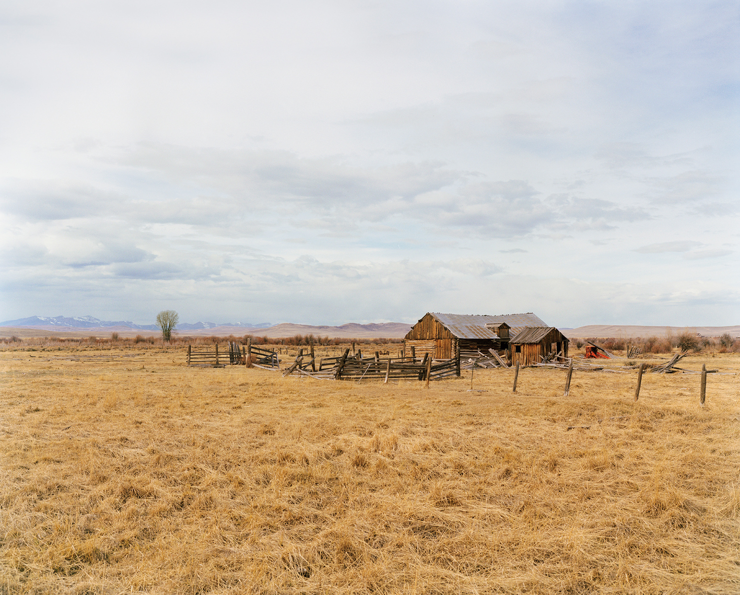 A homestead in Daniel Junction, Wyoming; Jane Hilton [1500 x 1205] r